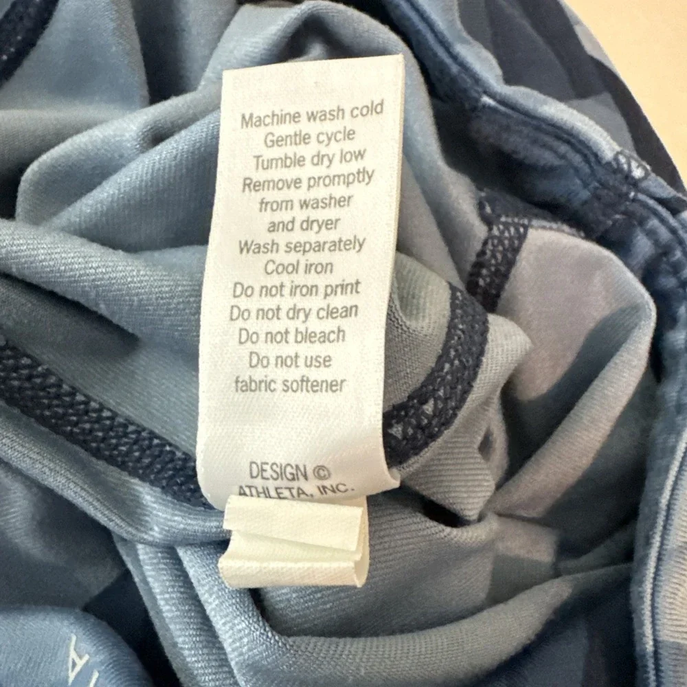 Athleta blue geometric